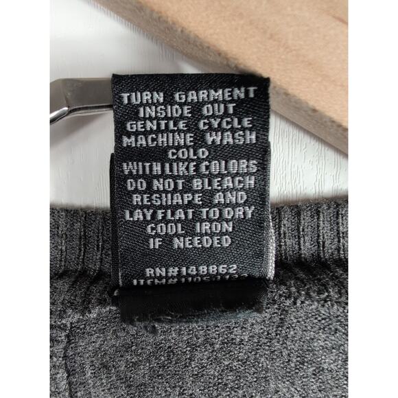 Disney Snow White Dripping Apple Sweater Womens 1X Gray Green Sequin Spooky Top - Picture 7 of 13